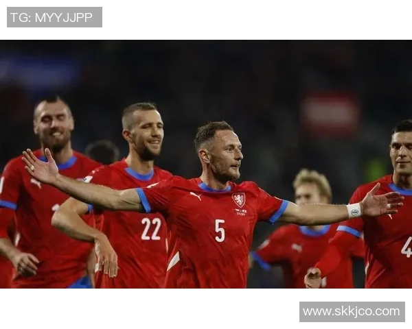 中国足球队迎战捷克队力争在国际赛场上再创佳绩