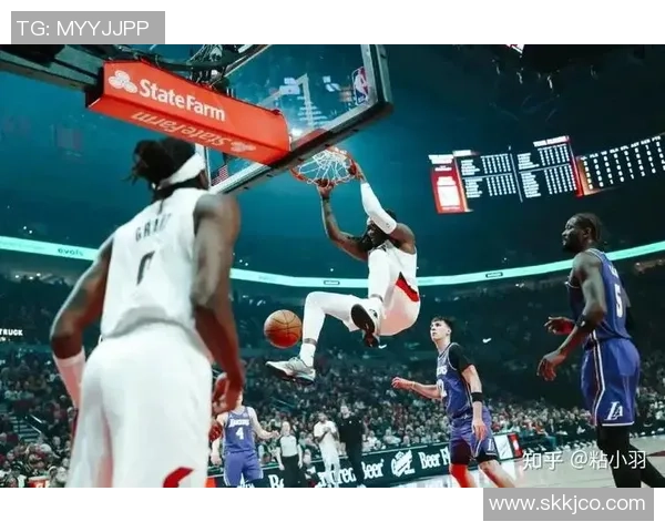 湖人对决开拓者第三场隆多表现精彩助力球队胜利